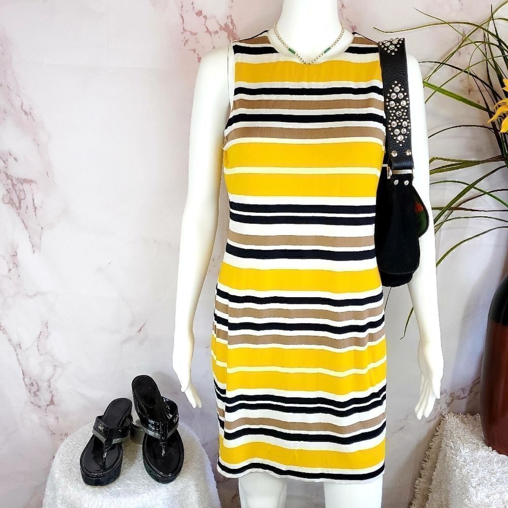 Vince Camuto fully lined Summer dress